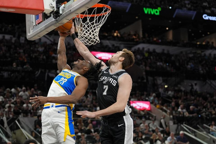 文班亚马防守统治力致步行者内线崩盘创16连败纪