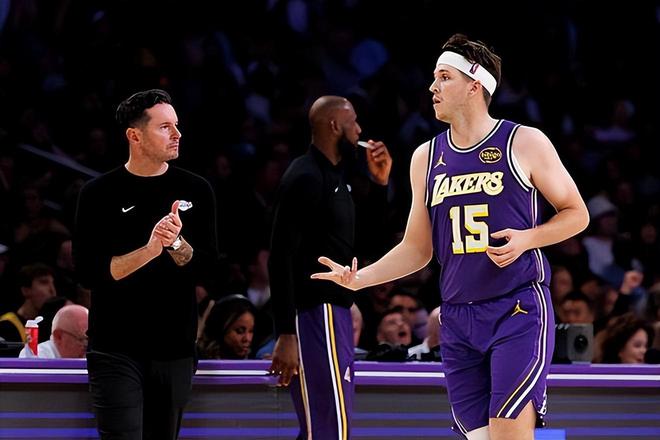 湖人计划5年2.4亿续约里夫斯 球员或成自由球员