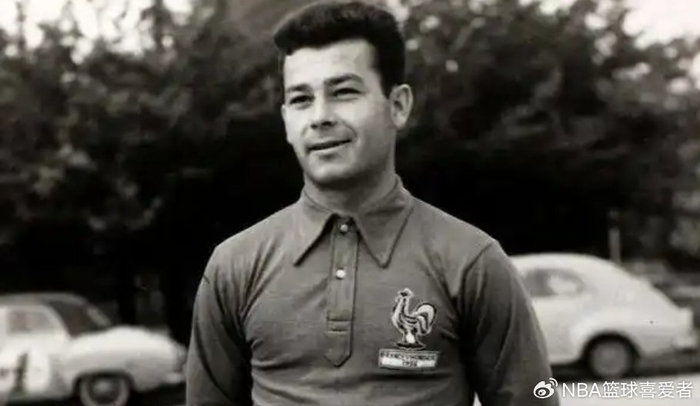 足坛十大最难破纪录：从神迹到生涯壁垒，哪些